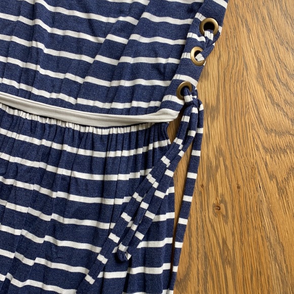 Women’s Max Studio Dress, size Medium - Picture 3 of 7